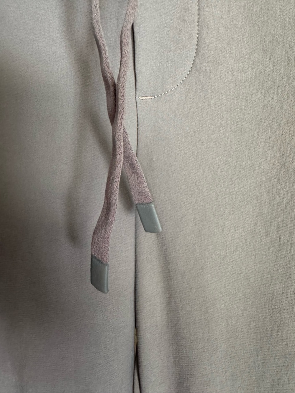 Athleta Headlands Hybrid Trek Mid Rise Jogger in Dusk Violet - Picture 4 of 5